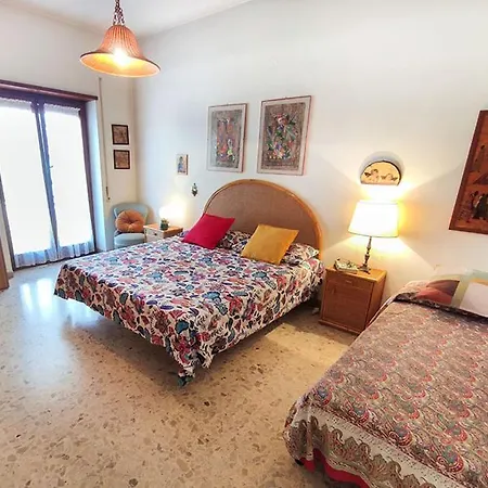 Apartman Ampio Trilocale 6 Posti San *